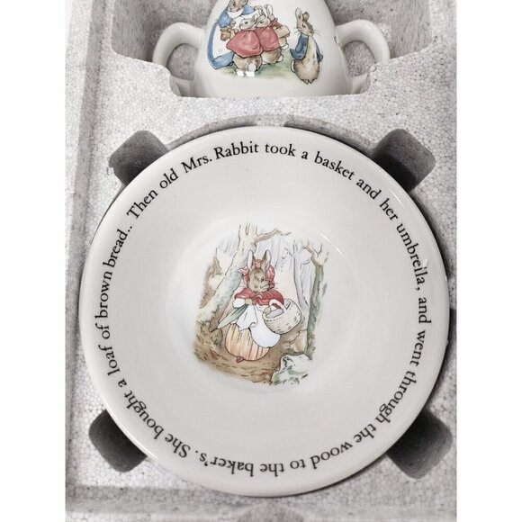 Vintage Wedgwood Peter Rabbit Kids 2 Piece Set Handled Mug And Oatmeal Bowl NEW - Picture 7 of 10